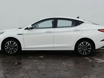 Купить Jac J7, I Белый 1.5 CVT (136 л.с.) от 1519000 ₽. в Самаре