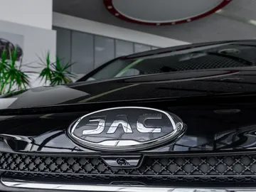 Купить JAC JS3 Черный 1.6 CVT (109 л.с.) от 1299000 ₽. в Самаре