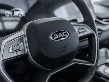 Купить Jac JS6 Белый 1.5 AMT (174 л.с.) от 2259000 ₽. в Самаре