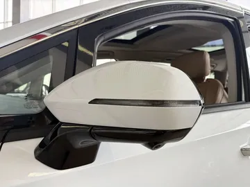 Купить Jac RF8 Белый 2.0 AT (236 л.с.) от 4500000 ₽. в Самаре